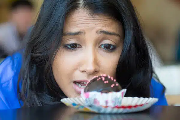 How To Manage Food Cravings